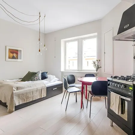 Wehost Hakaniemenkuja 8 *
